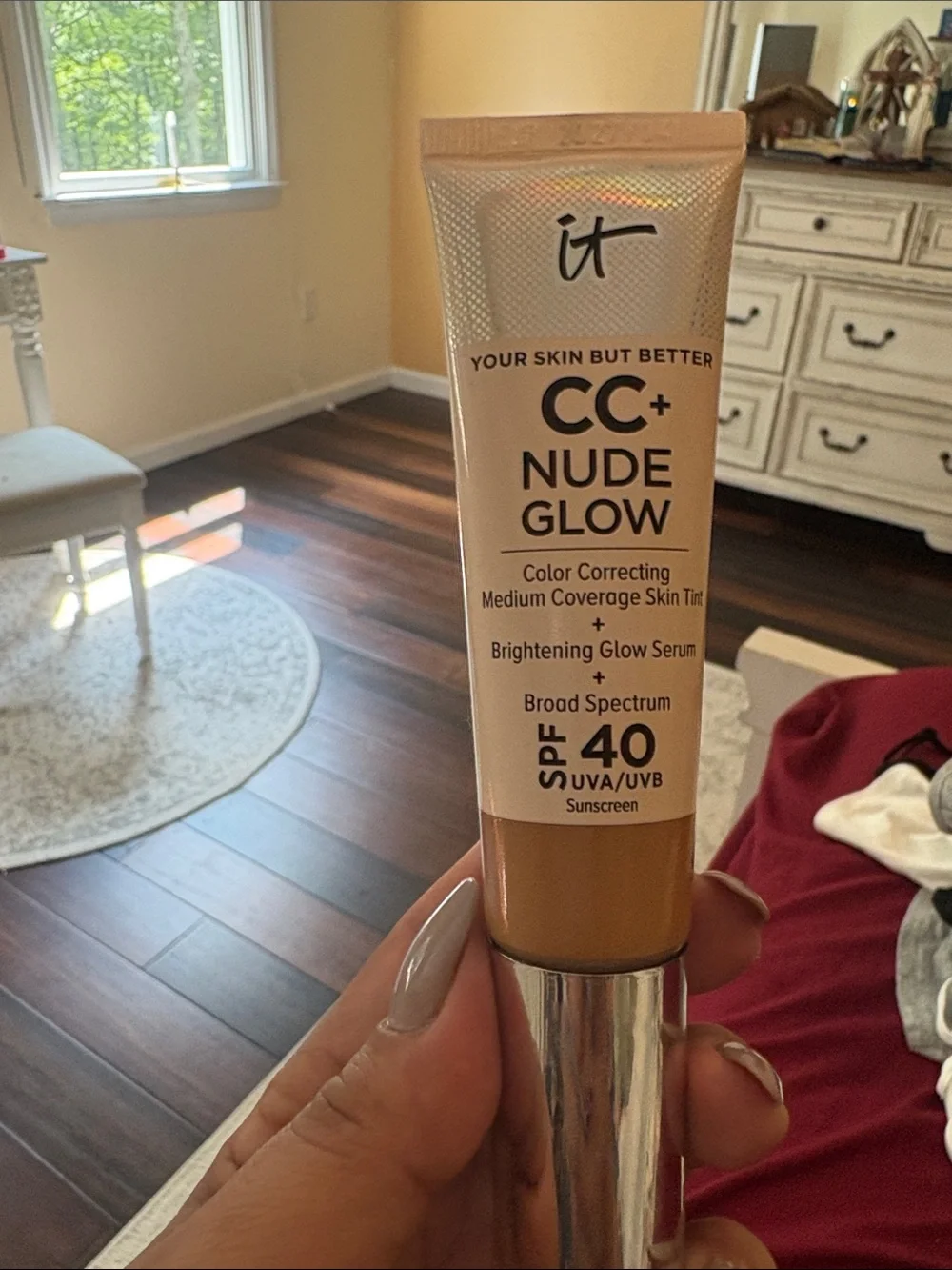 it cosmetics CC+ Nude Glow SPF 40 - Medium Warm Tan